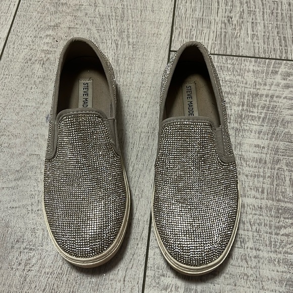 Women’s Steve Madden Sparkle slip ons - Picture 1 of 4